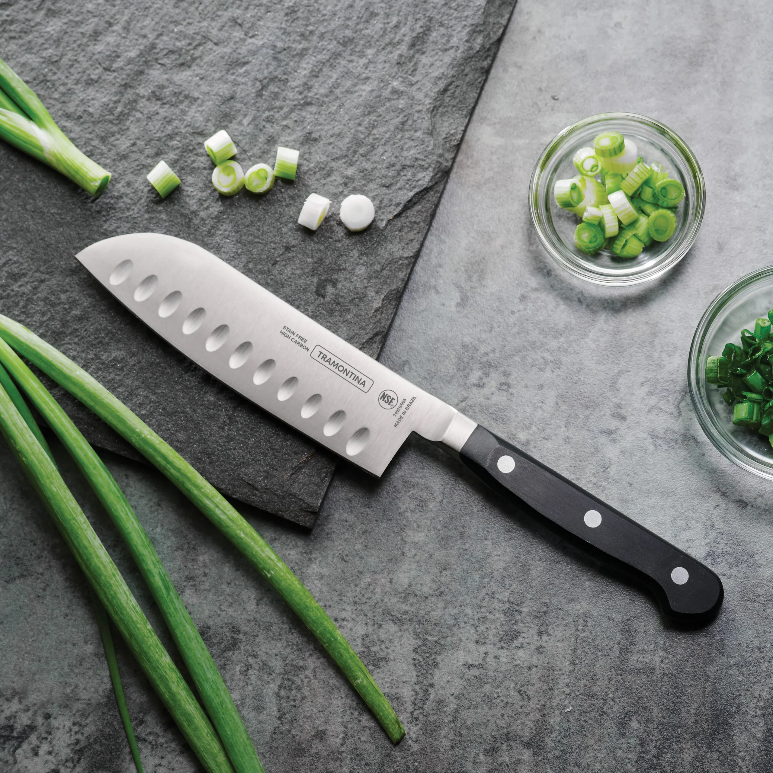 ⁦Professional Forged 5 Inch Santoku Knife⁩ - الصورة ⁦3⁩